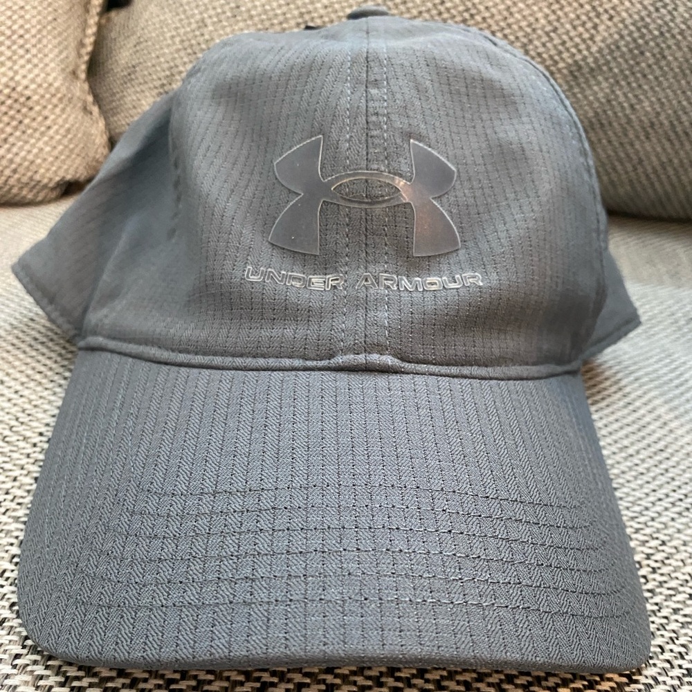 Under Armour hat